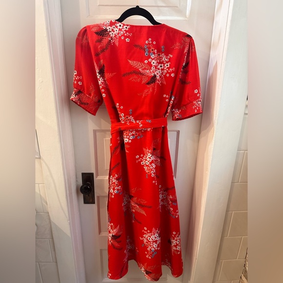 Lulus red, floral print wrap dress v neck short puff sleeve midi length sz L(10) - Picture 5 of 12